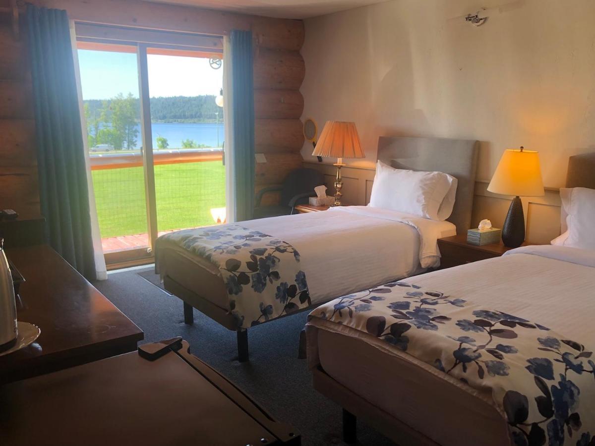 Cariboo Log Guest House Lac La Hache Exterior foto